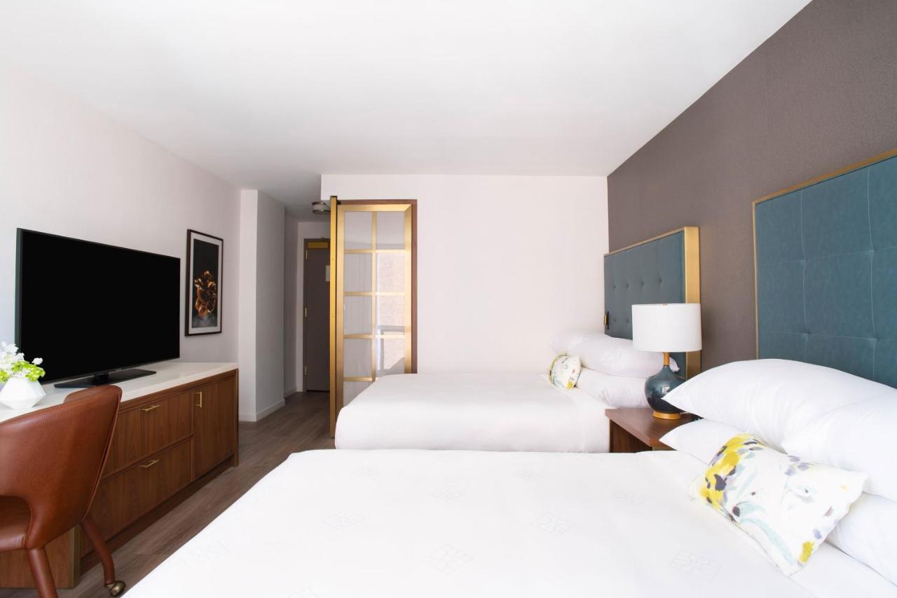 Classic Double Room Two Double Beds
