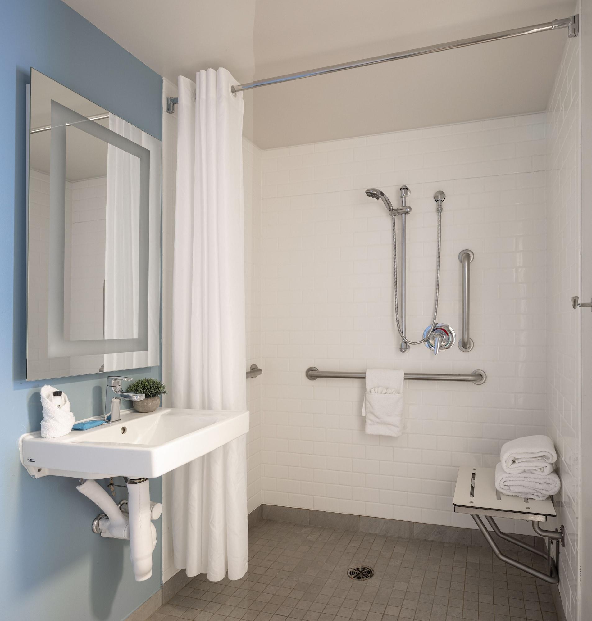 Deluxe Double with Two Double Beds - Disability Access/Roll-In Shower,1438164034:JPEG