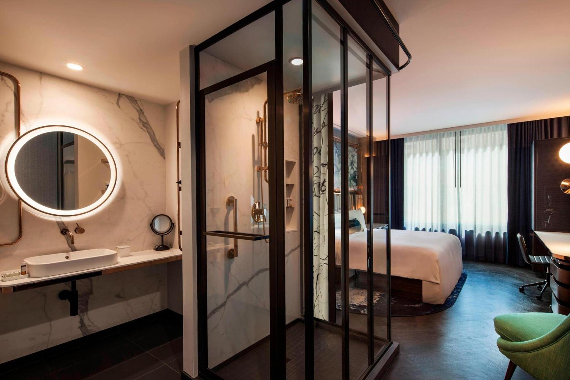 Queen Room City View