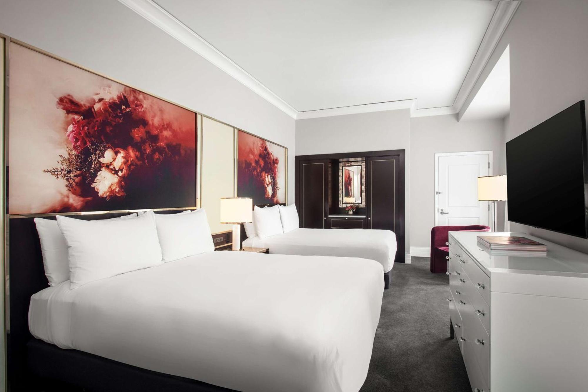 Deluxe Queen Room with Two Queen Beds