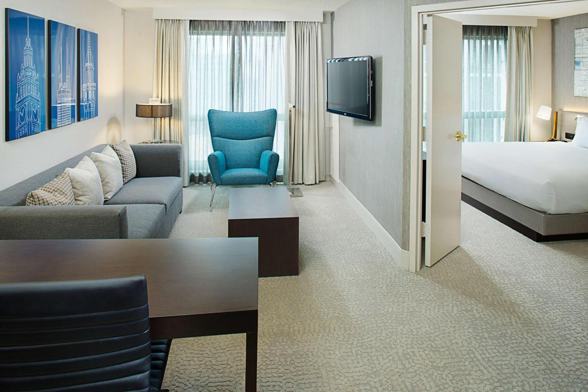 One-Bedroom King Suite