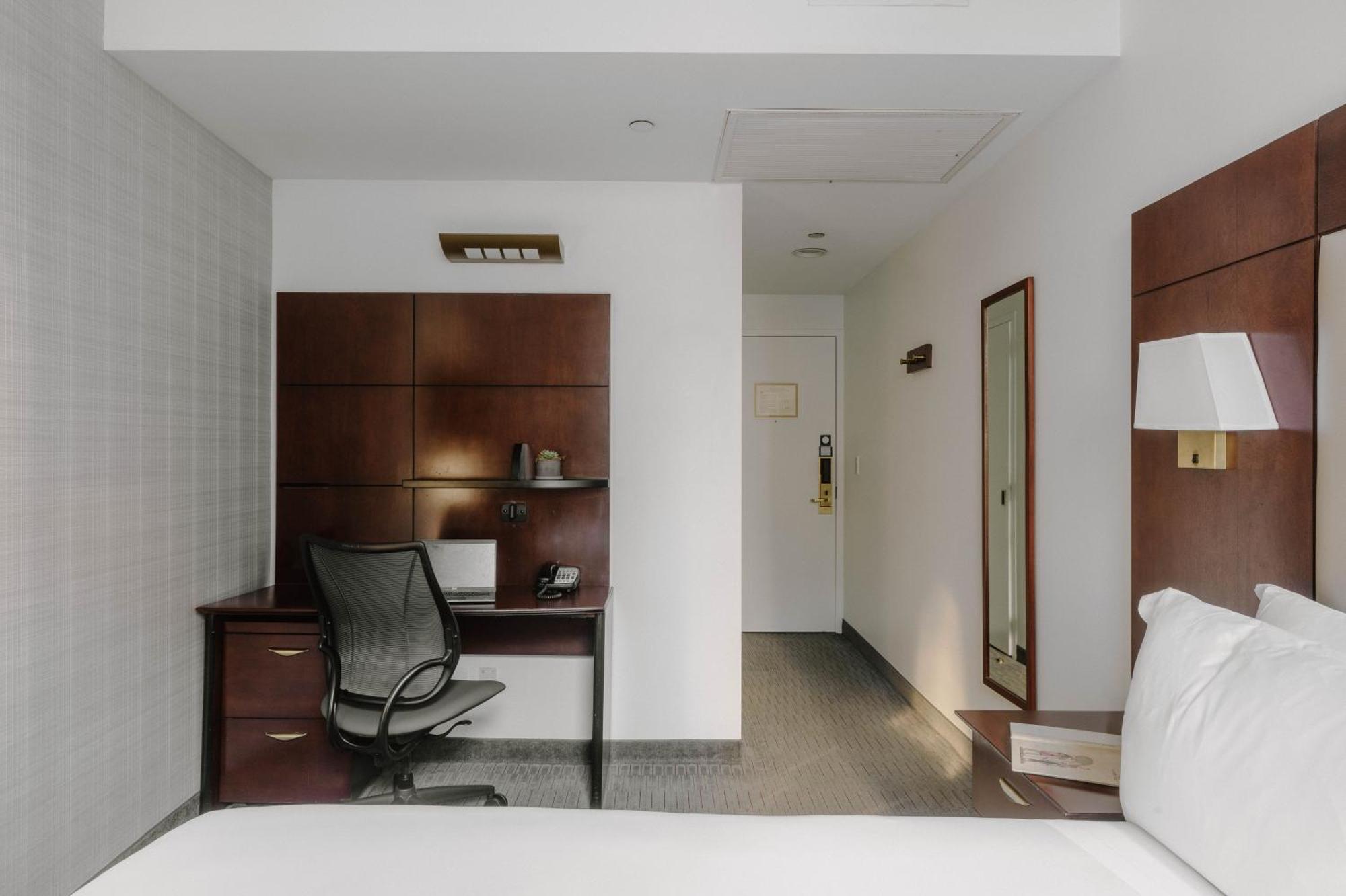 Club Room