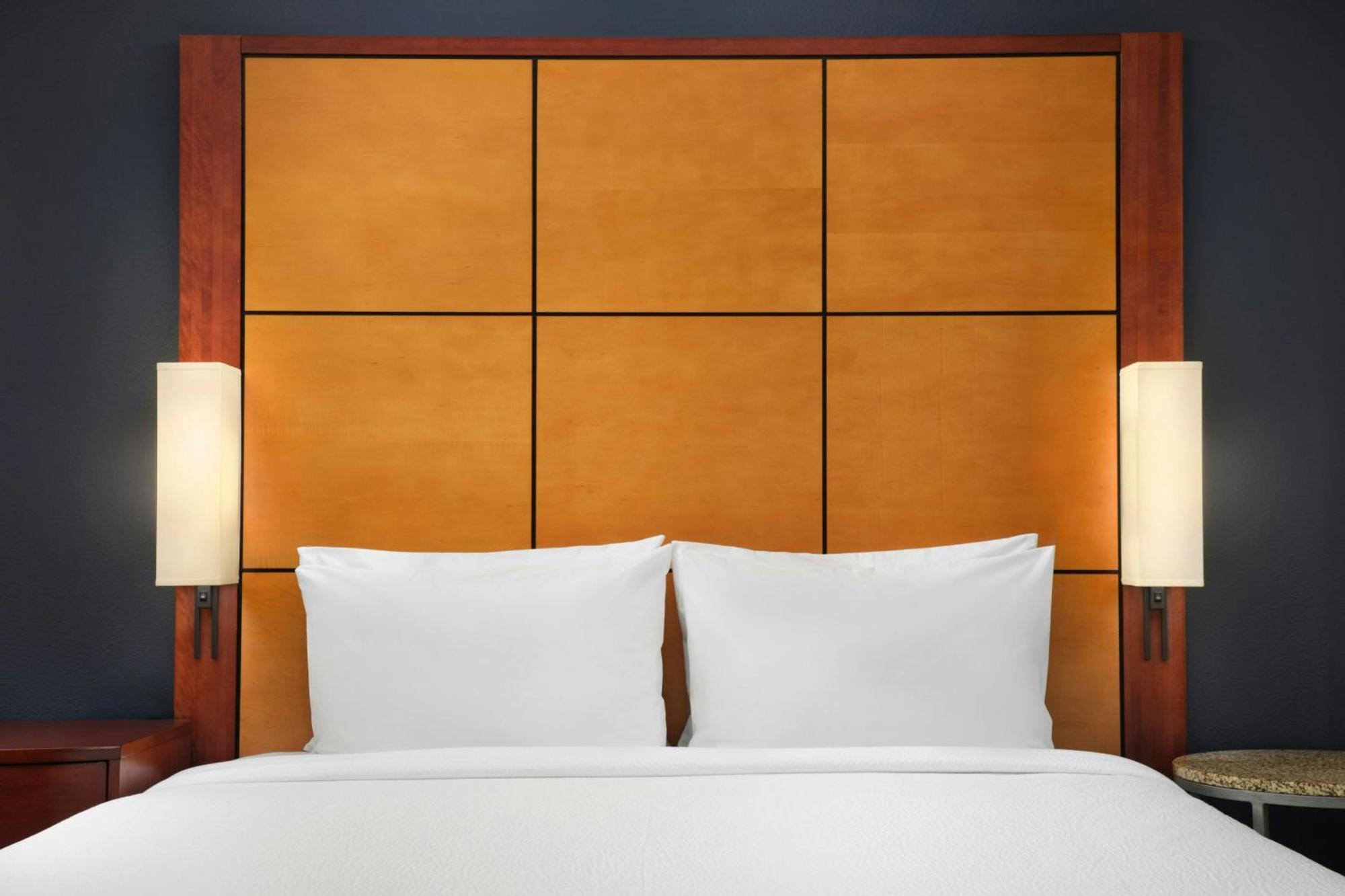 King Studio with Sofa Bed,1697899710:JPEG