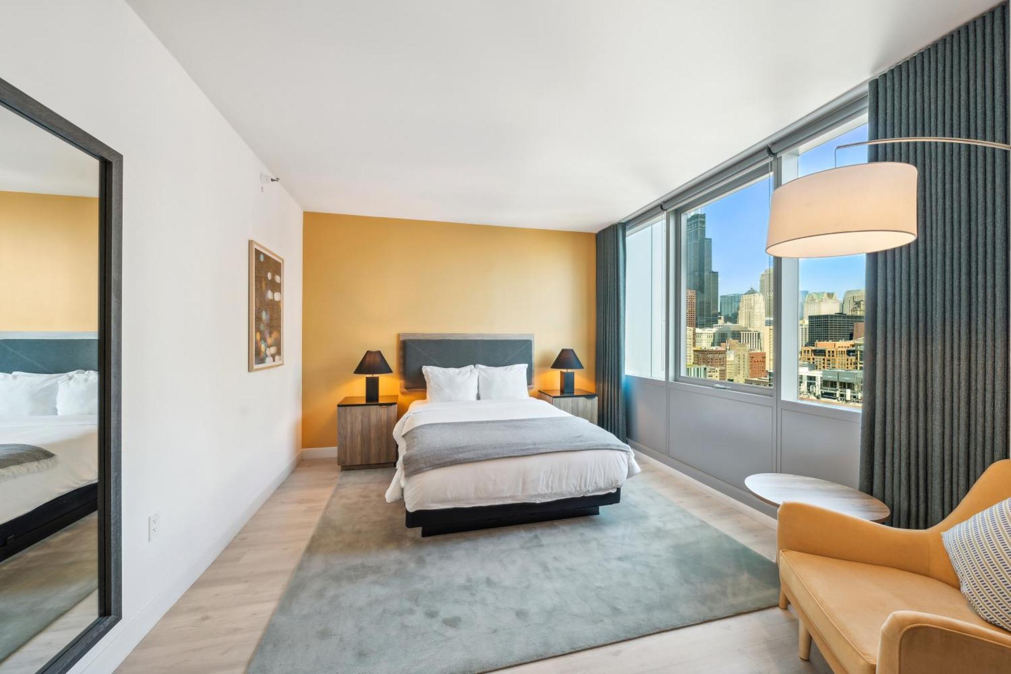 Studio Apt South Loop Chicago