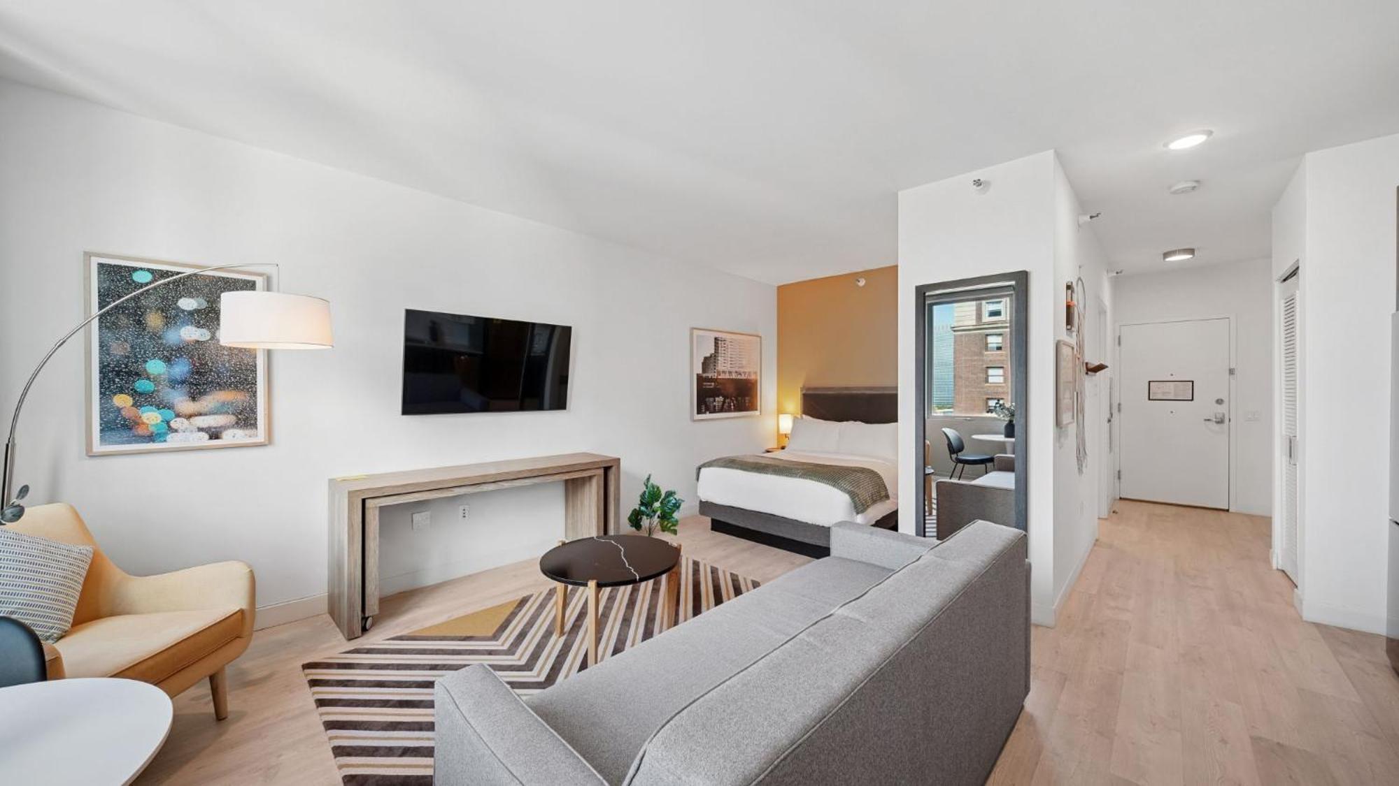 Studio Apt South Loop Chicago
