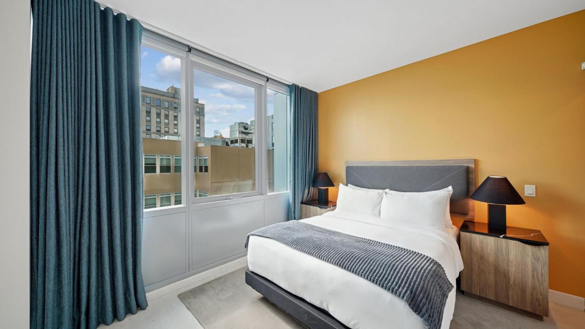 2 Bedroom Apt South Loop Chicago