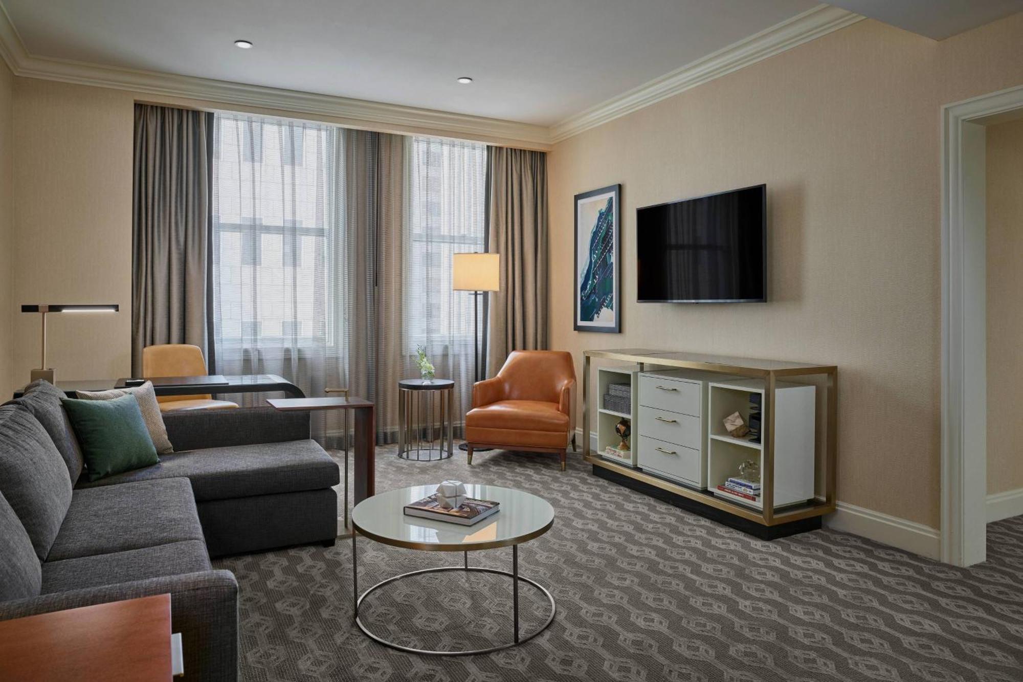 Luxury One-Bedroom Suite