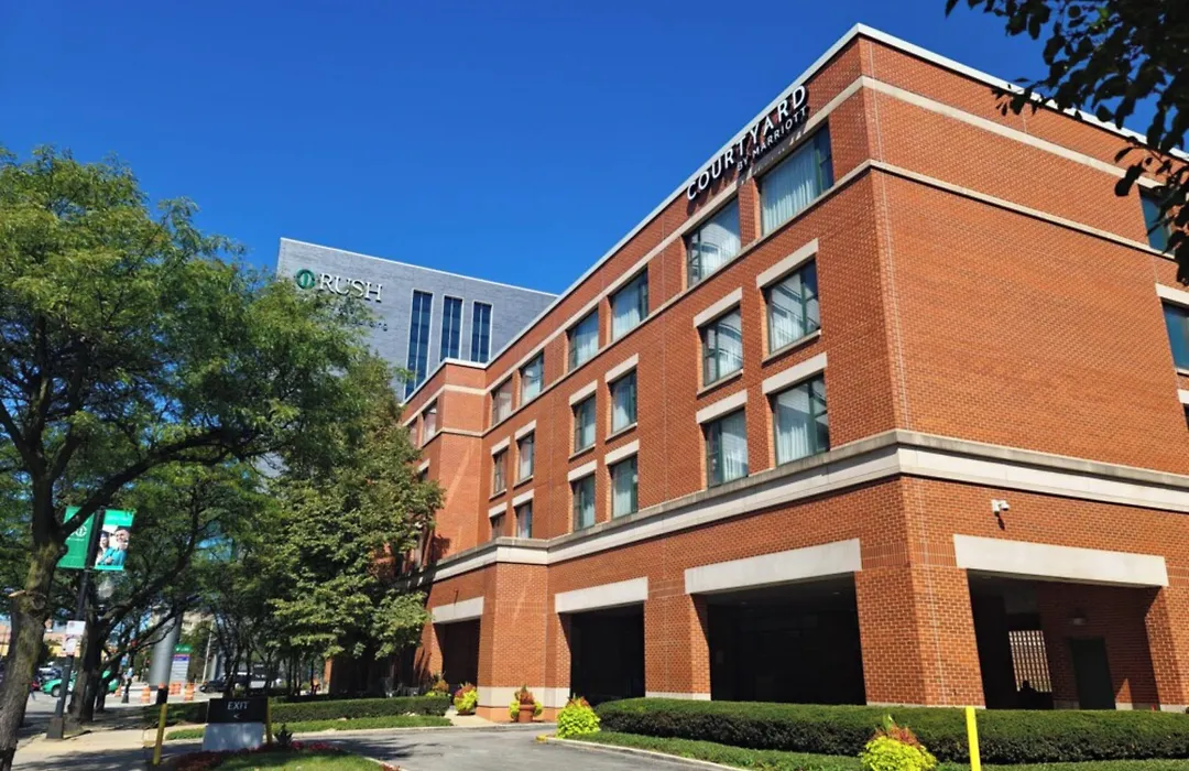 Courtyard By Marriott Chicago At Medical District-Uic-1