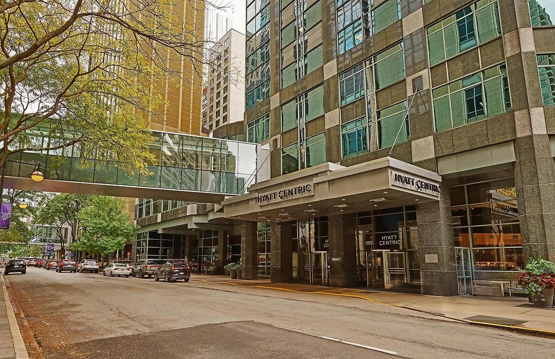 Hyatt Centric Chicago Magnificent Mile-1