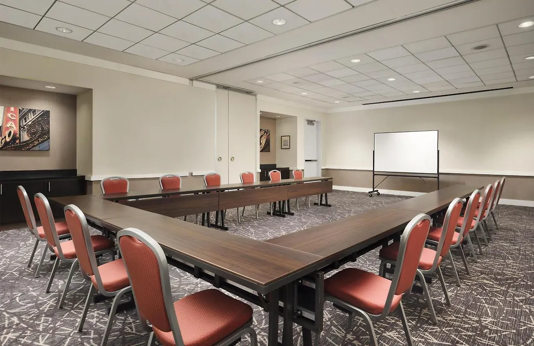 Embassy Suites By Hilton Chicago Downtown Magnificent Mile-1
