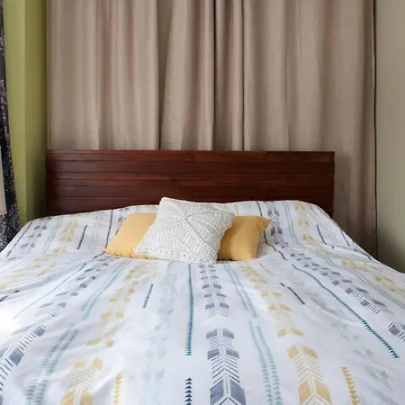 The Greenleaf House-3