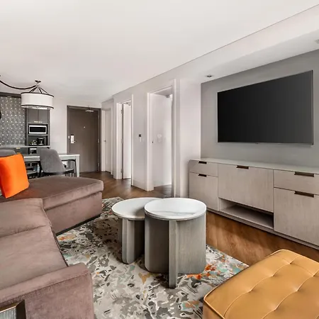 Hilton Grand Vacations Club Chicago Magnificent Mile-3