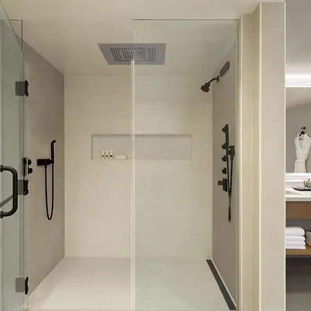 Swissotel Chicago-2