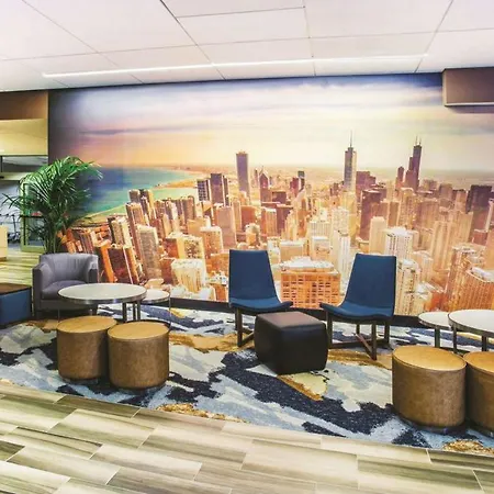 La Quinta Inn & Suites By Wyndham Chicago Downtown-3