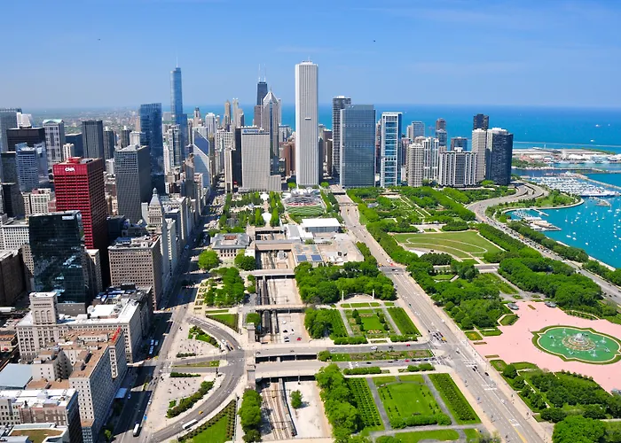 Hotels Downtown ChicagoFairmont Millennium Park