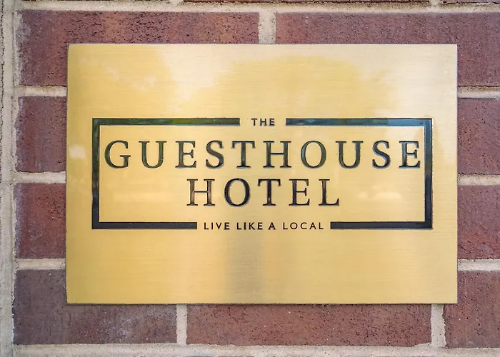 The Guesthouse Hotel Chicago
