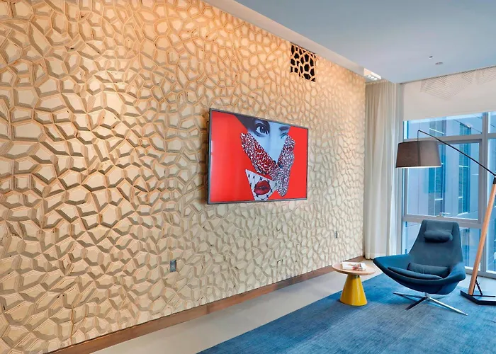 Hotels Downtown ChicagoAloft Mag Mile