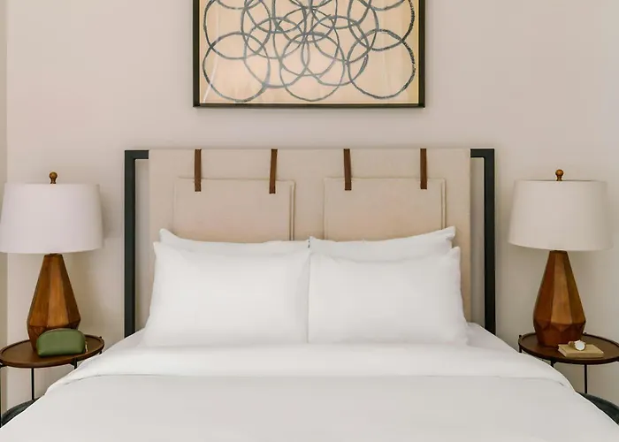 Sonder By Marriott Bonvoy Jewelers Row Apartments Millenium Park Chicago