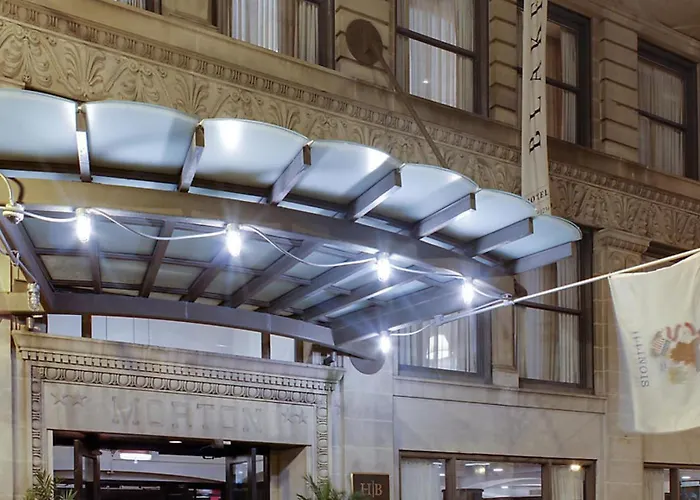 Hotels Downtown ChicagoBluegreen Vacations Blake, An Ascend Collection