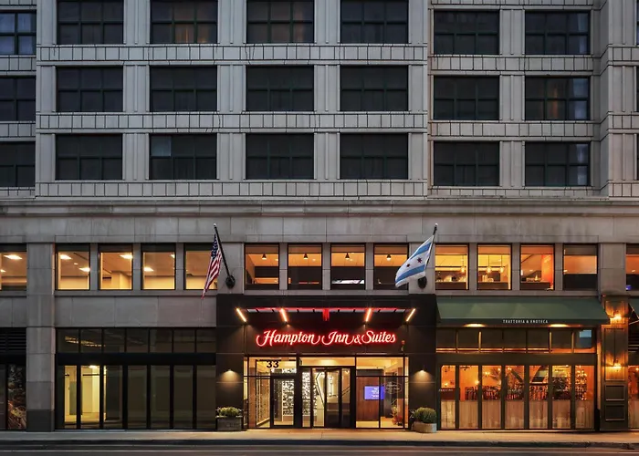 Hampton Inn & Suites Chicago-Downtown