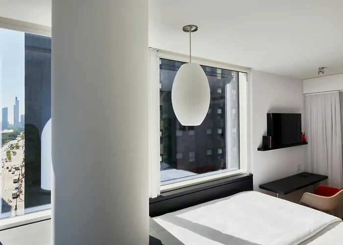 Citizenm Chicago Downtown Hotel
