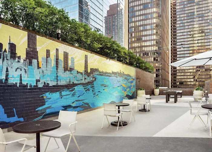 Hilton Grand Vacations Club Chicago Magnificent Mile Hotel